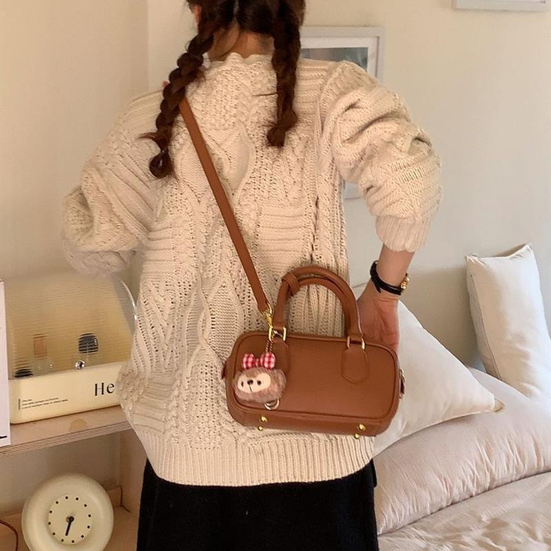 Osun Korean Style Niche Versatile Bowling Bag For Women Retro Simple Shoulder Crossbody Small Square Handbag - Thumbnail 3