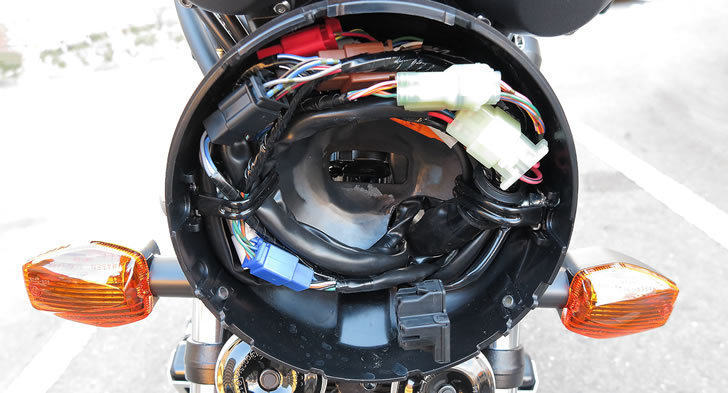 7inch Harley Wrangler Headlight 6-Bead 60W Modified Off-Road Motorcycle Led Headlight with Angel Eye White and Yellow