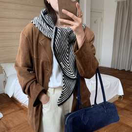 韩代春秋含羊毛三角披肩女秋冬条纹保暖服装搭配针织披肩围巾跨境