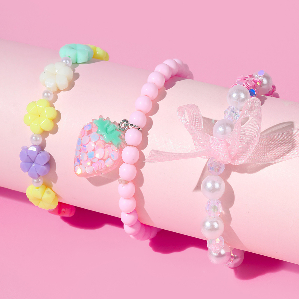 Colorful Acrylic strawberry pendant String Beads Bracelet Set