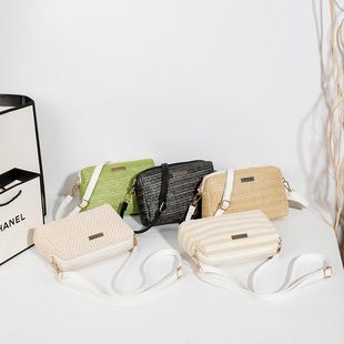 ����Ů2022�¿���y�FƬ�b�б��С����small bag���e���XС��