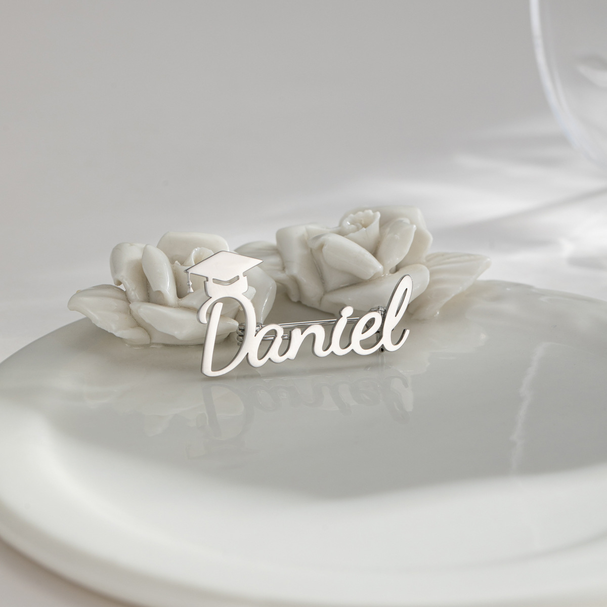 Personalisierte Edelstahl Namensbrosche Für Damen Und Herren_voghion.com