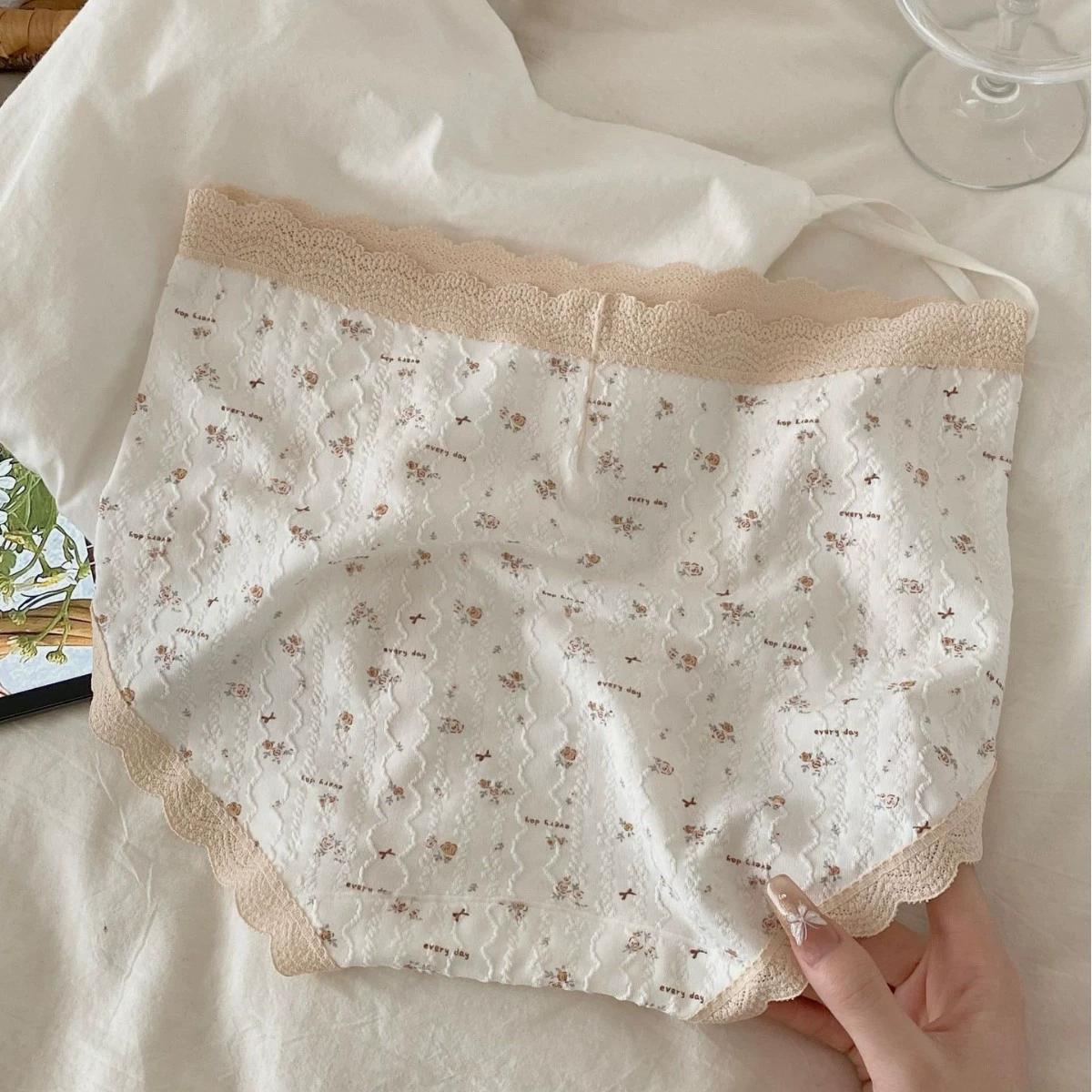 Классическое antibacterial lace underwear?