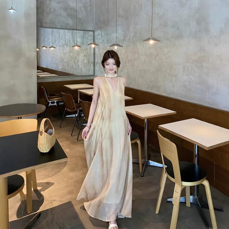 2026 New Style Lazy Style French Yellow Sleeveless Suspender Dress for Women Summer Seaside Vacation Fairy Long Dress