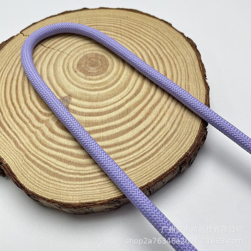 24 # 밝은 보라색