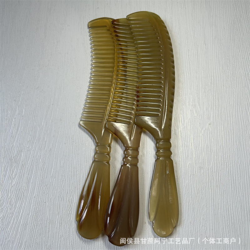 Horn Comb Gua Sha Board 18cm Thick Ox Horn Hair Comb for Men Travel Smooth Styling quality and texture