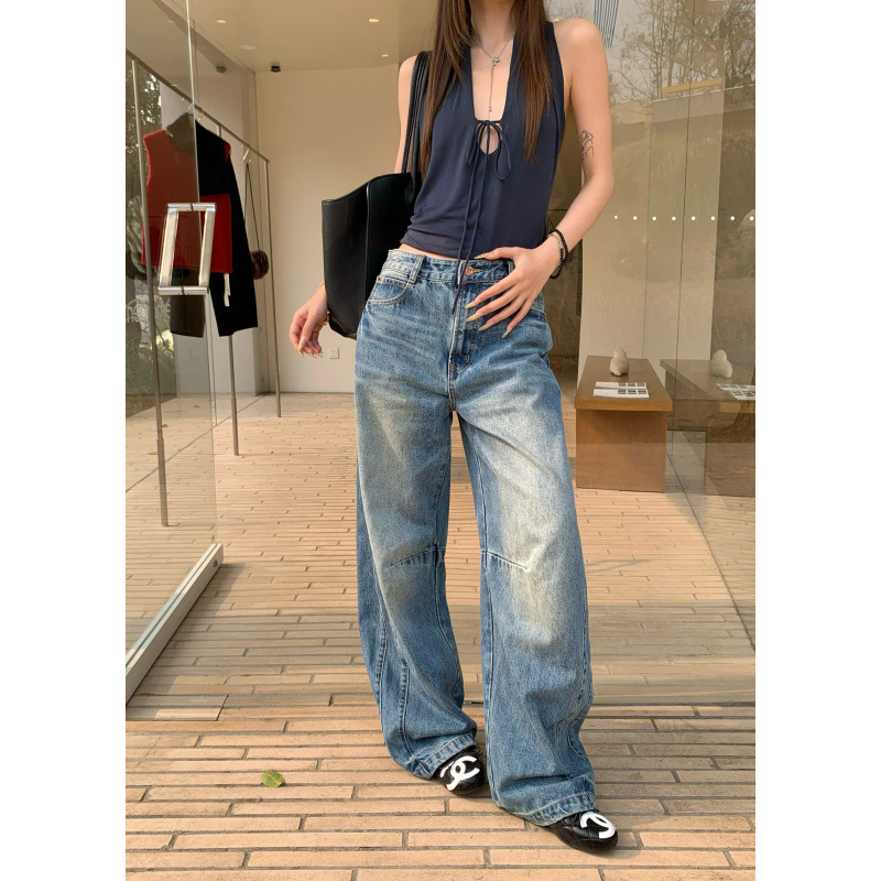 American retro pear-shaped wide-leg jeans for women, high-waisted, washed and distressed, with a loose, straight, floor-length drape American retro pear-shaped wide-leg jeans for women, high-waisted, washed and distressed, with a loose, straight, floor-length drape