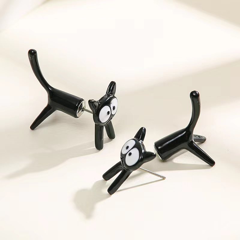 Nuevo dulce lindo elfo gatito oído espárragos pendientes de dibujos animados simple diseño inteligente negro gato oreja fábrica al por mayor