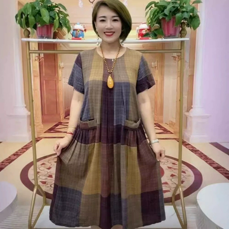 Большое летнее платье в клетку из хлопка и льна с двумя карманами для женщин в возрасте от 50 до 60 лет, платье для пожилых людей больших размеров.