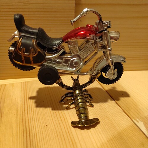 Solid brass crayfish ornaments retro pure copper pen holder pen holder study desk decoration crafts collection