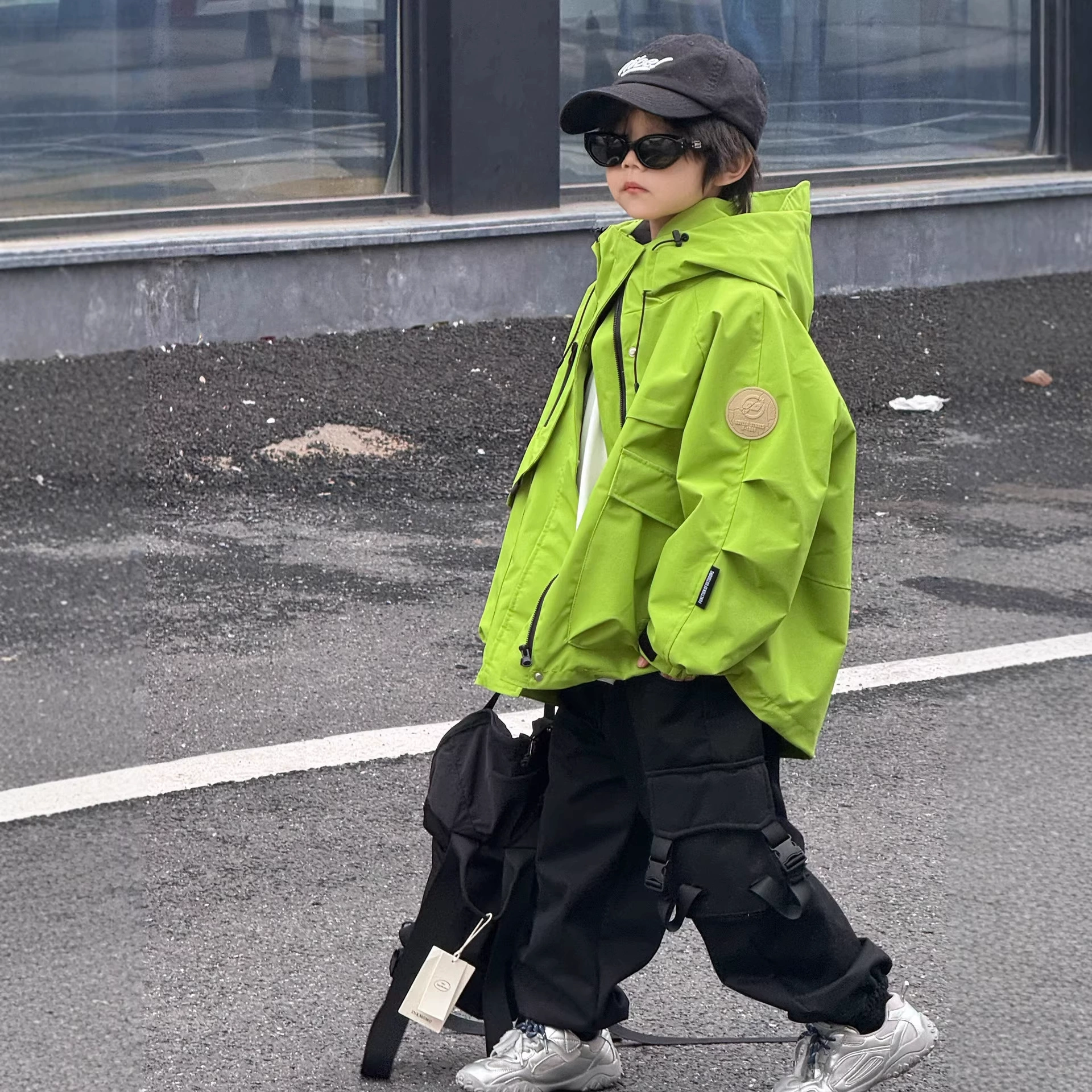 Детская куртка 2025 новая корейская версия для мальчиков и девочек среднего возраста