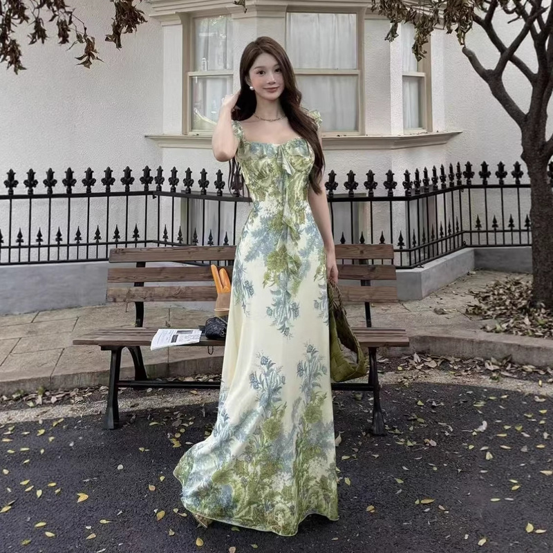 French-Style High-End Monet Garden Green Dress for Women, Summer Hot-Selling Style, Elegant Seaside Vacation Ruffle Dress French-Style High-End Monet Garden Green Dress for Women, Summer Hot-Selling Style, Elegant Seaside Vacation Ruffle Dress