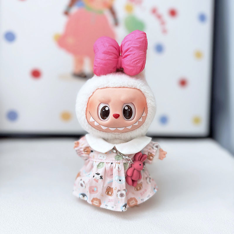 第二世代のLabubu服のキーホルダーは布の子供服の小動物のワンピースのセットを引っ張ります。|undefined