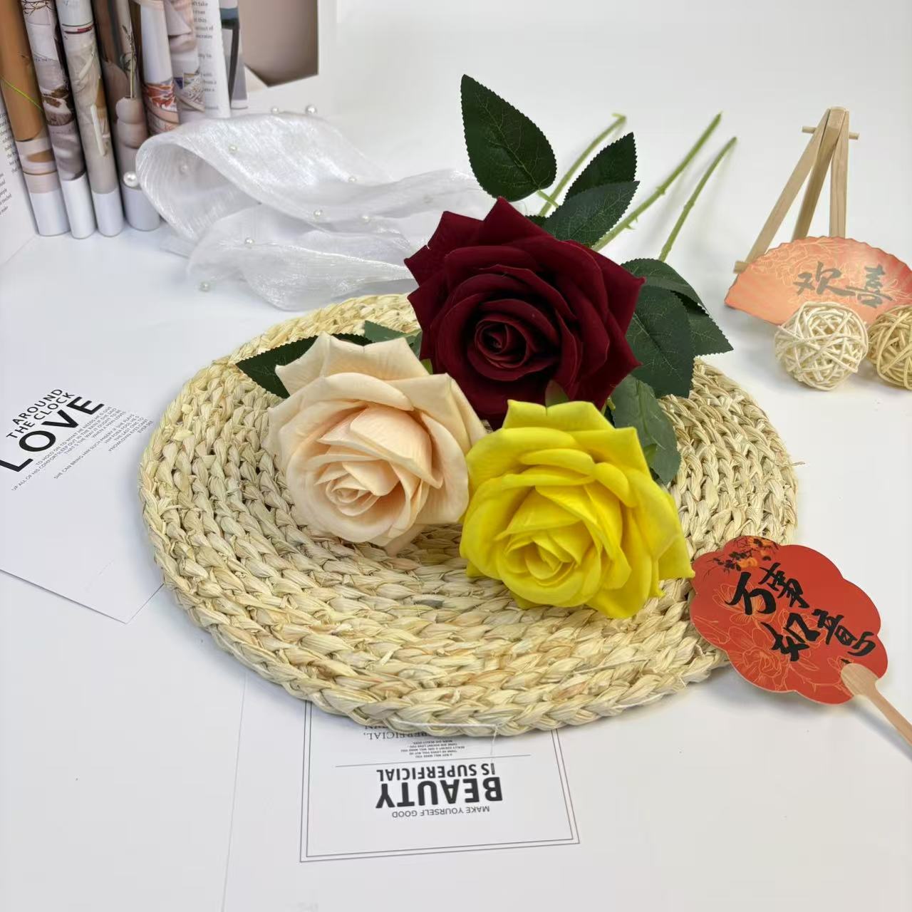 Simulación de una sola tela de terciopelo gran cuerno Mei en el hogar decoración de boda decoración de fotografía de San Valentín decoración de pared de flores