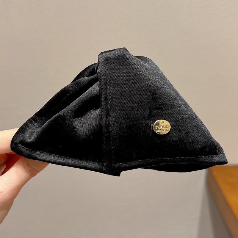 Audrey Hepburn clip nuevo clip de cabello de perla de cola de caballo alta cabeza trasera clip de cabello de tiburón tocado clip de cabello mujer