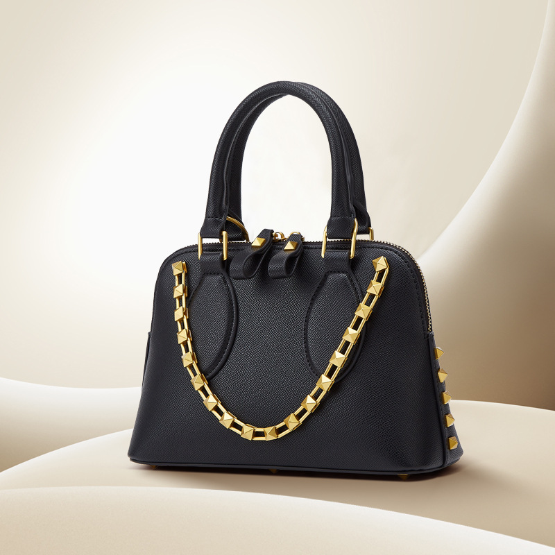 Leather Shoulder Bag With Chain And Rivet Details For Women_voghion.com