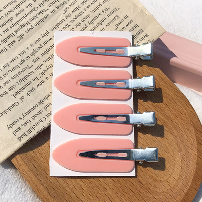 Pink markless clip