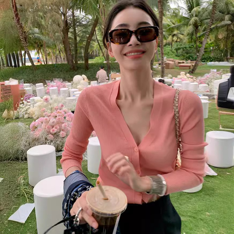 Hanyuan Apparel/2026 Spring New Wool Yarn V-Neck Long Sleeve Knitted Cardigan Slim Fit Women's Top Hanyuan Apparel/2026 Spring New Wool Yarn V-Neck Long Sleeve Knitted Cardigan Slim Fit Women's Top