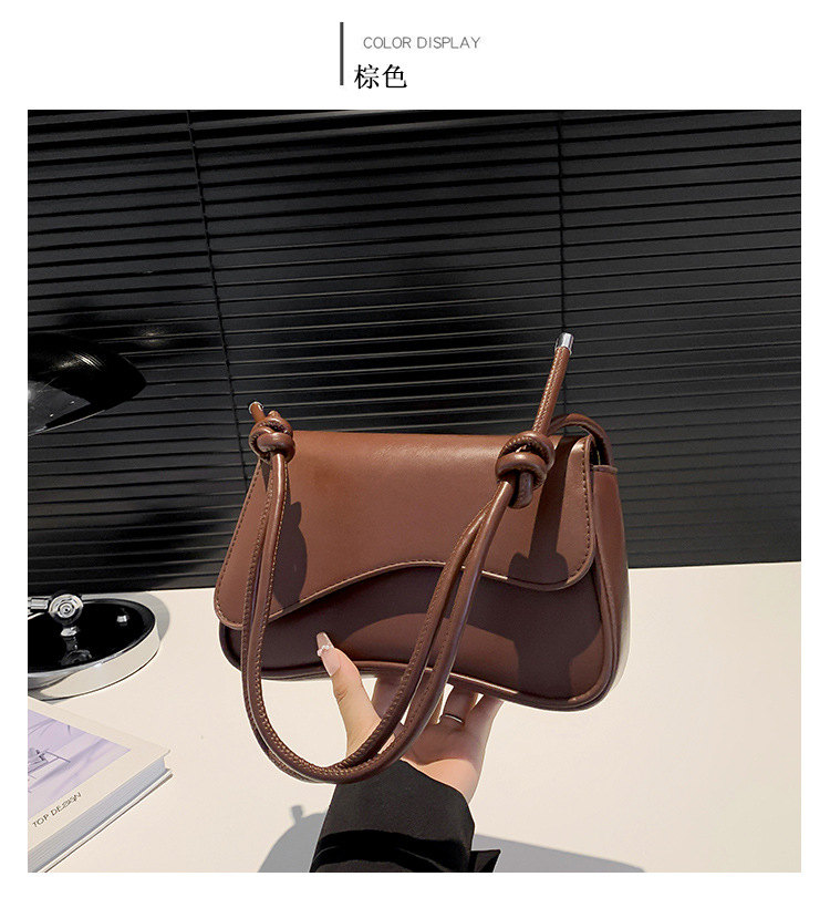 Underarm bag for women, new autumn 2024 fashion and niche design, single-shoulder crossbody bag, stylish and relaxed small square bag undefined
