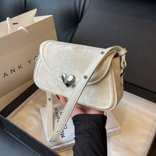 2025¿߼мɫ|наŮСμٴбС