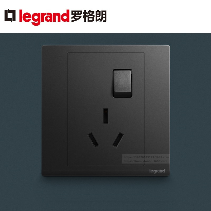 Legrand/罗格朗 朗淳 16A带开关三扁插座（碳素黑）EQ15/15CS-C