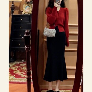 2025�ﶬ�r�д���һ���ך��|Ů�b�tɫë���@�ݰ����~β��ȹ�ɼ���