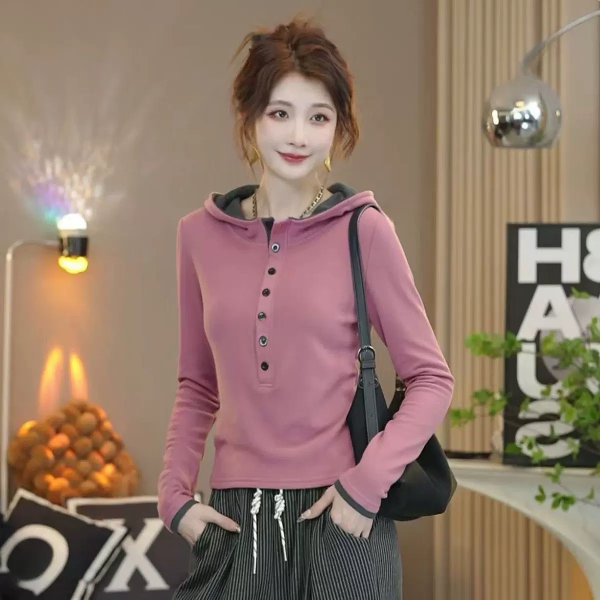 秋冬季新款时尚显瘦连帽长袖打底衫女士韩版修身保暖德绒卫衣上衣