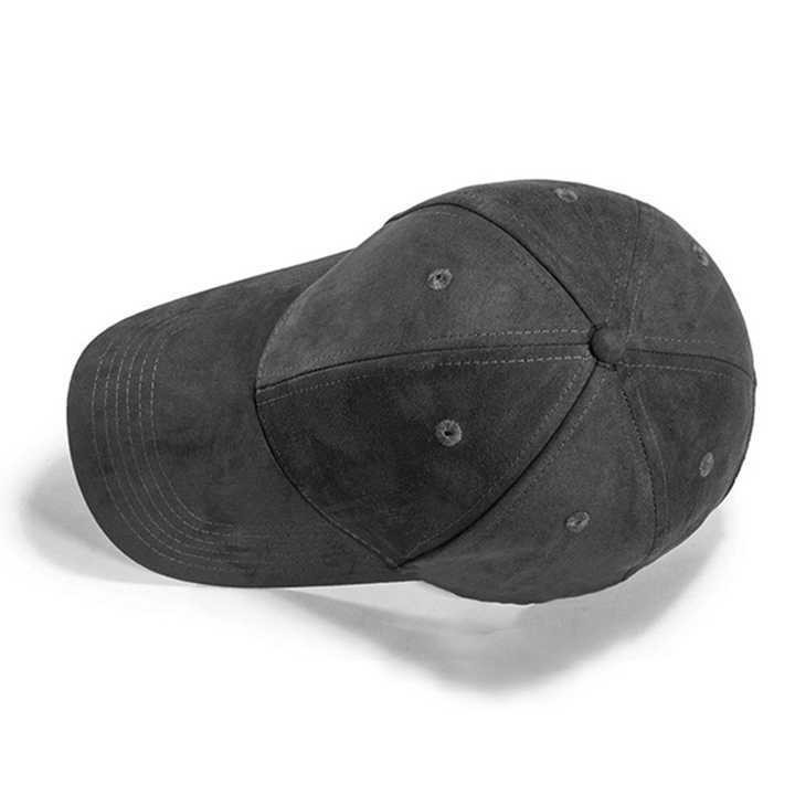 Gorra deportiva promocional personalizada de seis paneles, gorra de béisbol unisex de color sólido de gamuza con corona profunda y visera rígida.