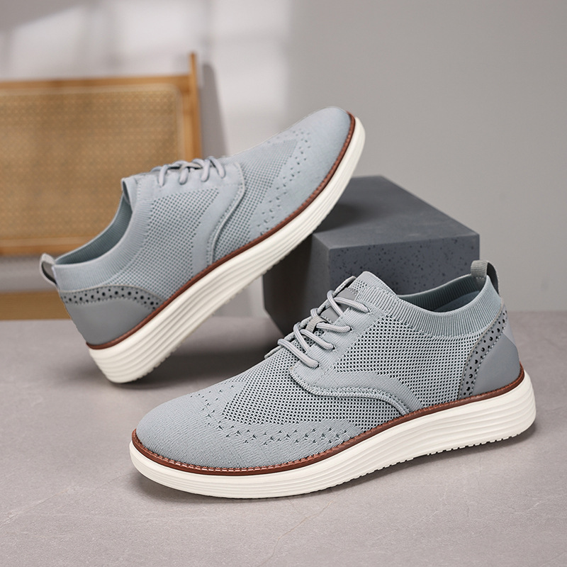 2025 nuevos zapatos casuales de hombre ligeros transfronterizos Amazonas tamaño 48 transpirables zapatos de tela voladora para hombres image 1
