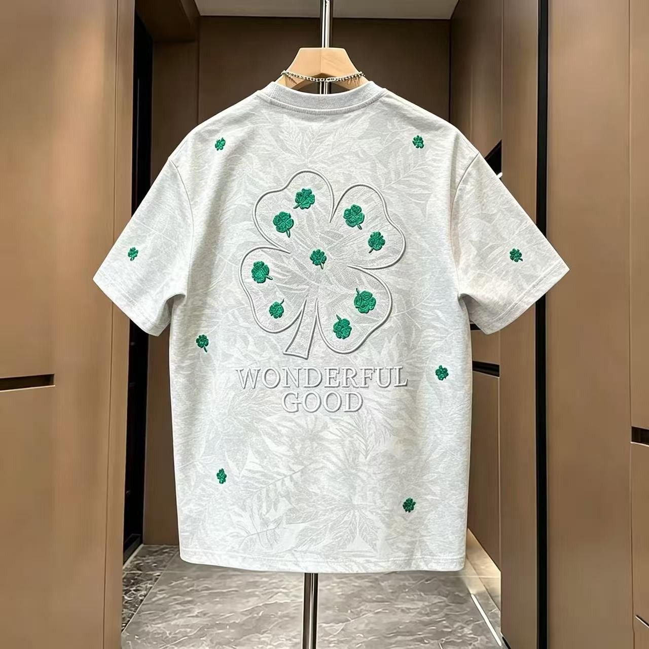 Men's Trendy Summer T-Shirt Style Casual Versatile Tie Dye Leaf Embroidery Short Sleeve Fashionable Lucky Four Leaf Clover_viptrois.com