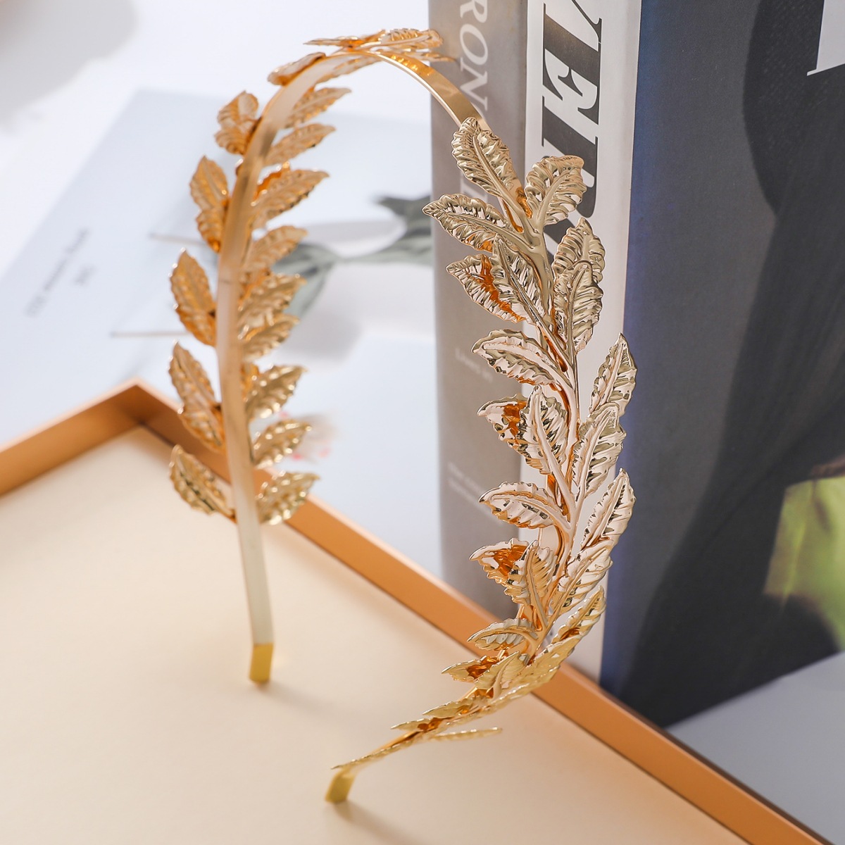 2024 comercio exterior nueva moda simple hoja de metal banda de cabello damas viajes de ocio calle banda de cabello al por mayor