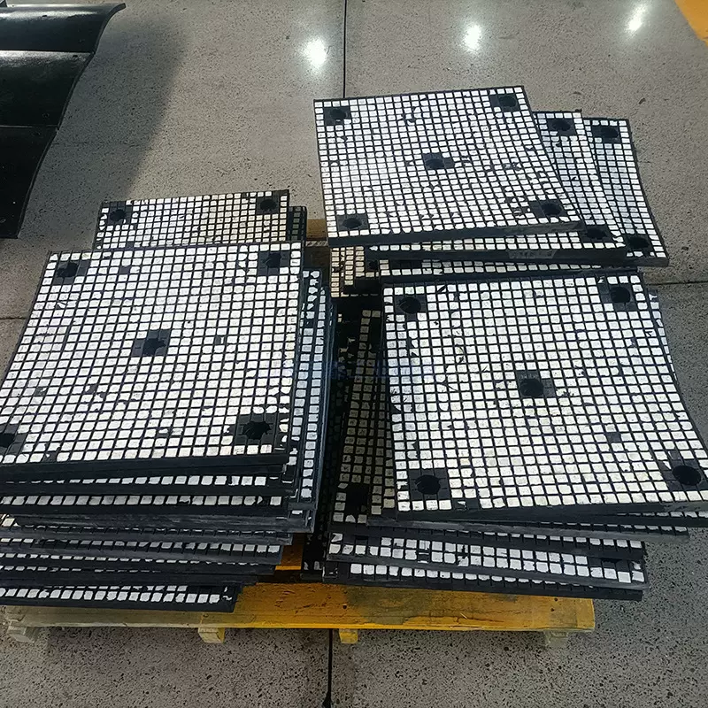 三合一耐磨陶瓷复合衬板异形件管道料仓内衬抗磨抗冲击混料仓衬板