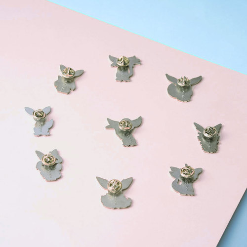 Japanese animation accessories 9 models of Pokemon family mascot brooches cute cartoon metal badges gifts 