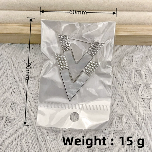 Large V-shaped beads + diamond mixed two-piece set white K