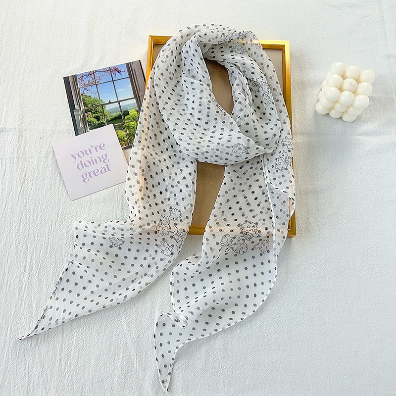 Versión coreana de la cinta de gasa estilo INS, sensación de ambiente de primavera y verano para damas, estilo delgado, cuello, lunares, estampado floral, bufanda de seda, marea