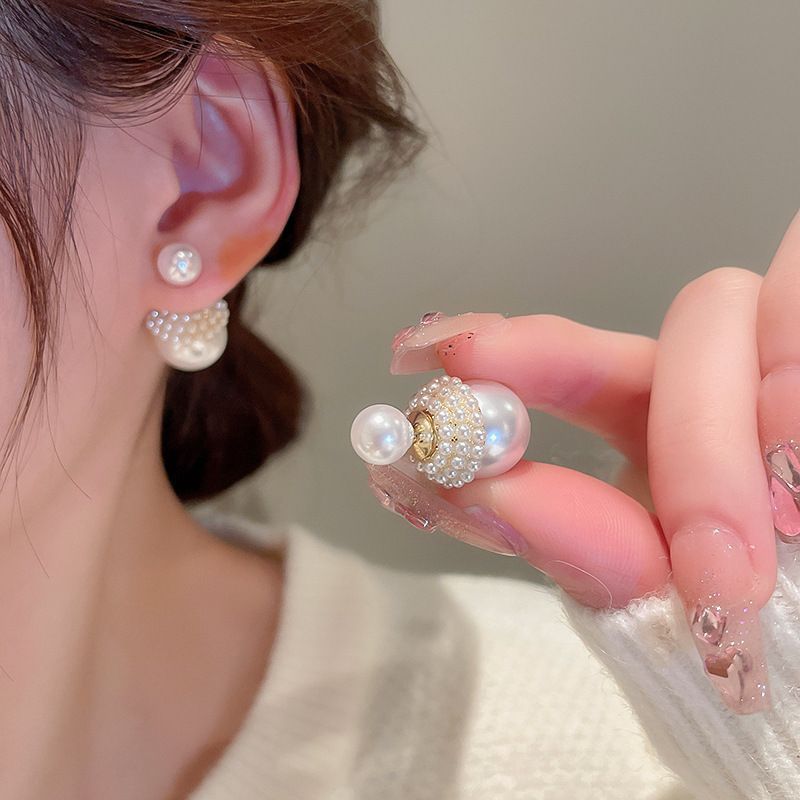 S925 aguja de plata de Corea del Sur de doble cara pendientes de perlas de dos piezas pendientes de diseño de temperamento retro simple de las mujeres