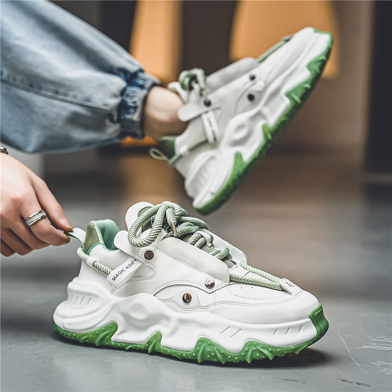 2024 transmisión en vivo nuevo estilo zapatos de papá zapatos de marca de moda zapatos de hombre de cuero casual ligero de lujo zapatos de hombre suela gruesa aumentó zapatos casuales Coreanos