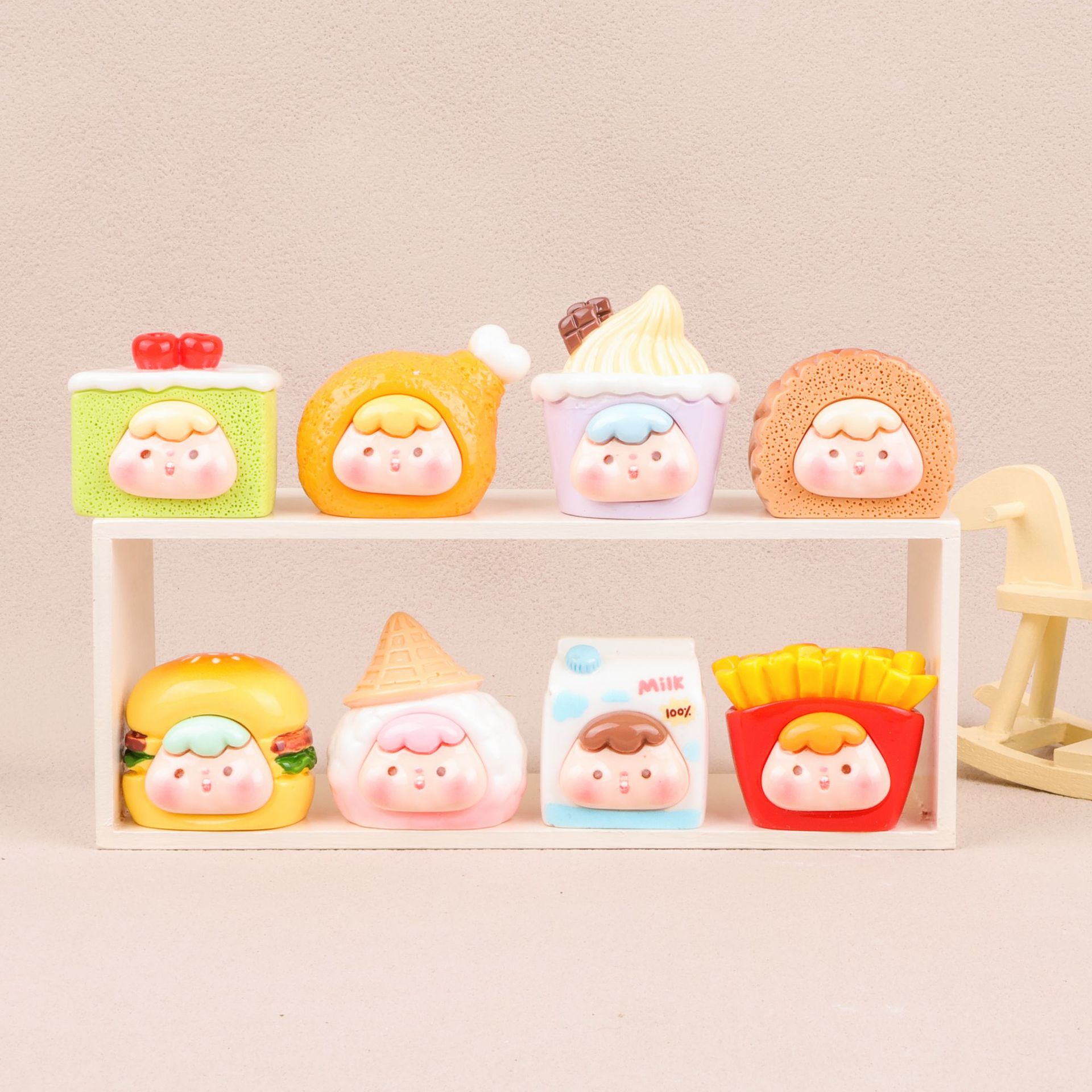 食玩崽崽diy饰品树脂萌粒钥匙扣挂件桌面潮玩小公仔摆件批发滴胶