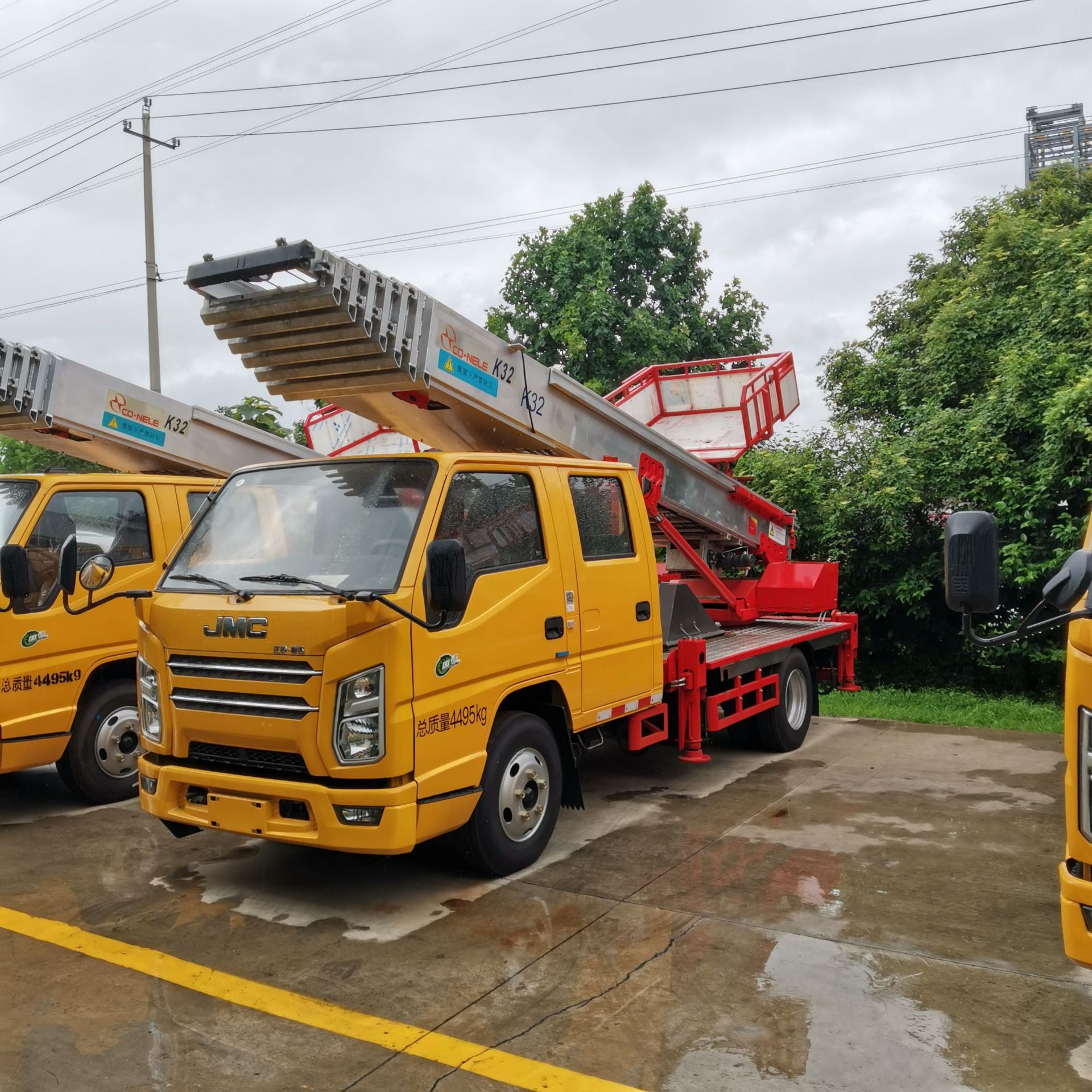 32米云梯车 高空作业车 国六蓝牌江铃伸缩搬家运输车 抢险救援