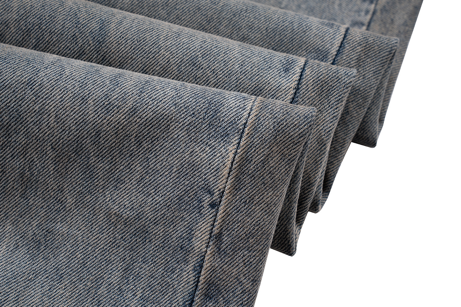 Herrenbekleidung High Street gewaschene blaue lockere Jeans mit weitem Bein gestapelt Jeans_voghion.com