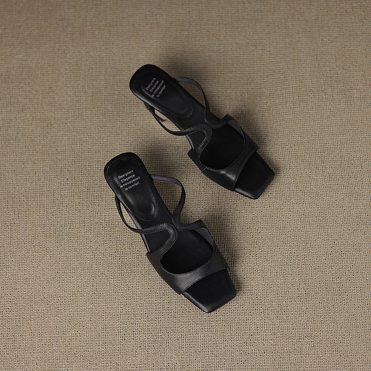 Sandal nữ da bò mũi vuông hở ngón gót lạ mắt — màu đen, màu trắng ngà, bạc chi tiết 81
