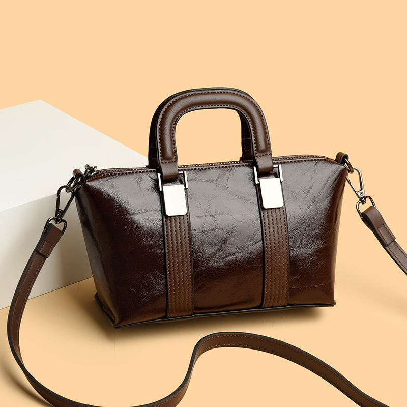 Bolsos de gran capacidad, bolsos de mujer, otoño e invierno, todo fósforo 2024, nueva moda, bolso de mensajero retro de un solo hombro, bolso de cercanías