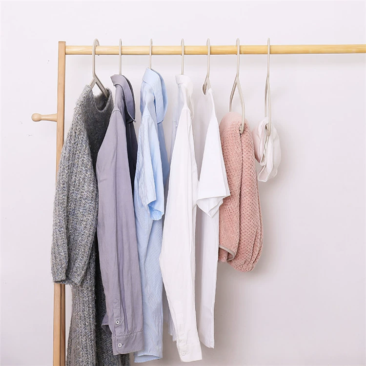 Plastic universal white hanger, lifting effect