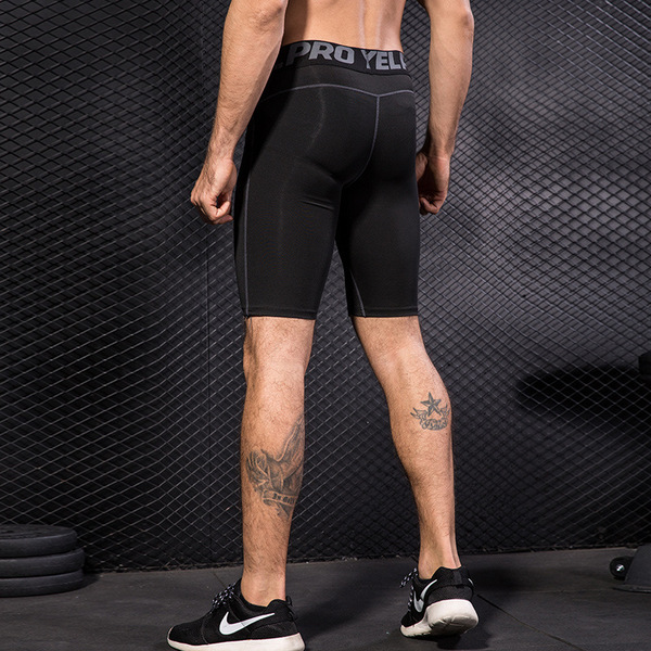Sports breathable quick dry elastic shorts for gym for training