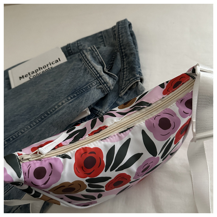2025 Korean-style laid-back crossbody bag new versatile commuting dumpling bag, large-capacity commuting single-shoulder bag for women undefined