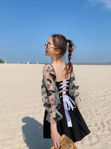 Women's swimsuit long-sleeved one-piece student conservative belly-covering girl cute and sweet dress small breasts sexy open back