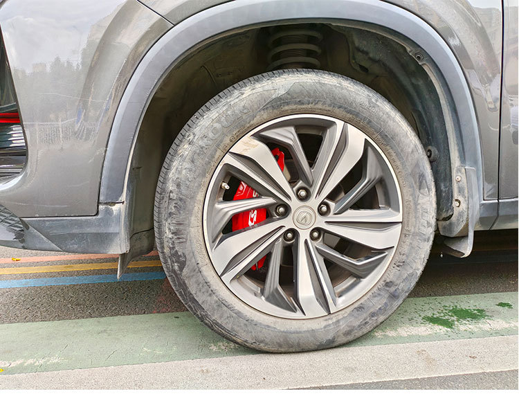 Suitable for Changan UNIV caliper covers, aluminum alloy brake caliper covers, vehicle-specific wheel hub sports appearance modification