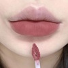 Matte lip gloss, high quality lipstick, with little bears, translucent shading, beautiful waist