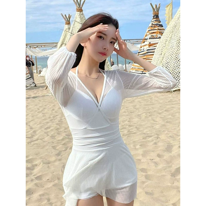 Купальник с длинными рукавами для женщин, новинка 2025, сексуальный, с небольшой грудью, консервативный, закрывающий живот, для похудения, корейский цельный купальник с горячими источниками