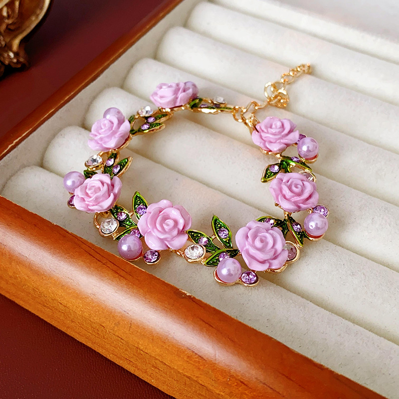 Collar de perlas con flores dulces y hojas de diamantes, temperamento de moda, collar de clavícula, nicho de vacaciones, decoraciones para mujeres
